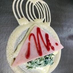 ผักโขม+แฮม+ชีส