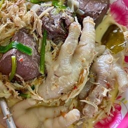 ขนมจีนกะทิไก่ข้นข้น by แม่อาย