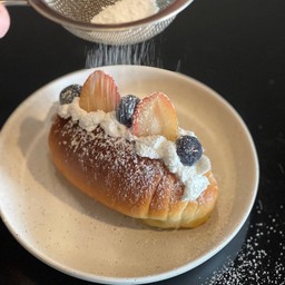 Shio-pan Sweet Fruit
