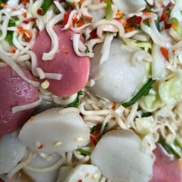 ลูกชิ้นทอด