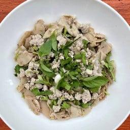 คั่วหน่อไม้ดองใส่หมูสับ