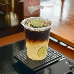 Honey Lemon Americano