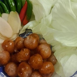 ไส้กรอกอีสาน ชยาพัฒน์แมนชั่น