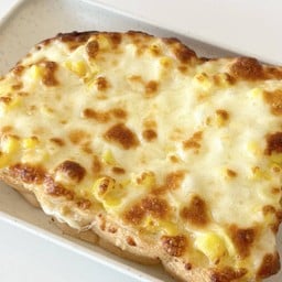 ปังข้าวโพดชีส