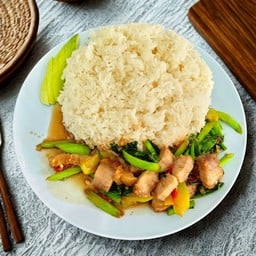 ผัดผักคะน้า