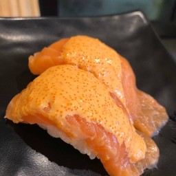 แซลมอนสไปซี่