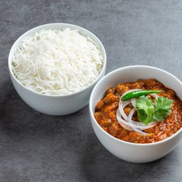 PINDI CHANNA WITH STEAMED RICE
