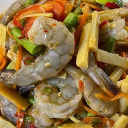 ตำหน่อไม้กุ้งสด