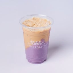 PANDAN MILK TEA WITH TARO MOCHI