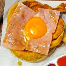 โรตีไข่ดาว+แฮม