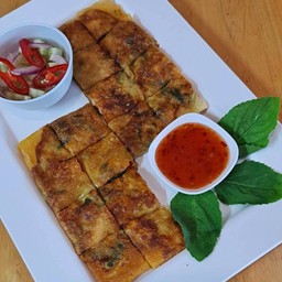 โรตีกะเพราไก่