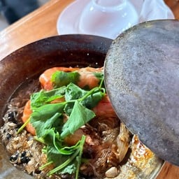 กุ้งอบวุ้นเส้น