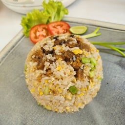 Madam Jacky - สาขา Evaris