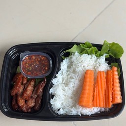 ข้าวสวยเนื้อแดดเดียว น้ำจิ้มแจ่ว