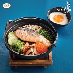 ข้าวอบปลาแซลมอนและไข่ออนเซ็น (แบบเดี่ยว)