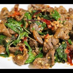 กระเพราเนื้อเปื่อย