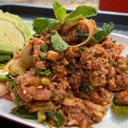 ก้อยหมูดิบ