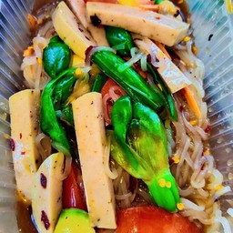 ตำเส้นเล็กหมูยอ