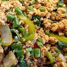 กะเพราไก่สับ