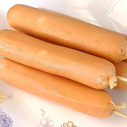 ย่าหวานลูกชิ้นทอดอย่างดี ยำลูกชิ้นรสเด็ด