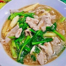 เส้นใหญ่