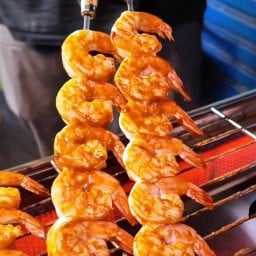 กุ้งย่างมันกุ้งราดซีฟู้ด