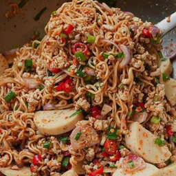 ส้มตำ..ยำใหญ่แซ่บเวอร์
