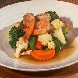 ผัดผักรวมกุ้งสด