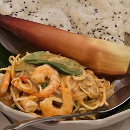 ยำหัวปลีกุ้ง