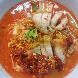 ชายสี่บะหมี่เกี๊ยว (7-11พรหมประกาย)