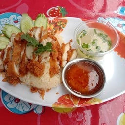 โต๊ะจู ครัวฮาล้าล