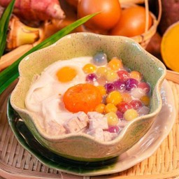 บัวลอย2ไข่ (ไข่หวานและไข่เค็ม)