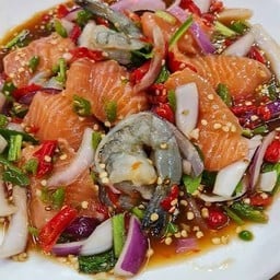 ยำแซลมอนกุ้งสด(ปลาร้า)