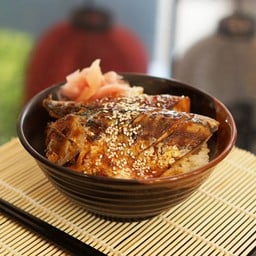 ข้าวหน้าซาบะย่างซอสเทอริยากิ