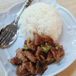 ข้าวหมูผัดกะปิ