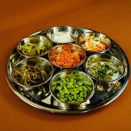 เรือนไม้ ขนมจีนเมืองคอน