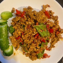 กะเพราเนื้อสับ