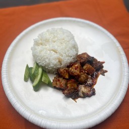 ข้าวกระเพราหมูกรอบ