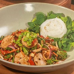 เหลาหมูหลงระเริง