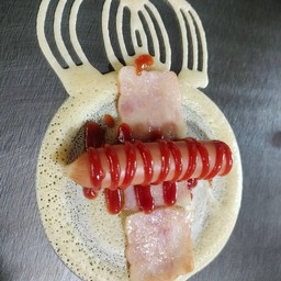 เบคอน+ไส้กรอก