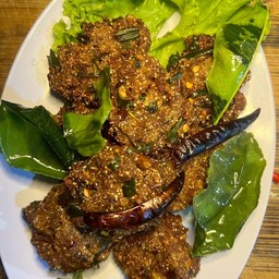 สมเกียรติ