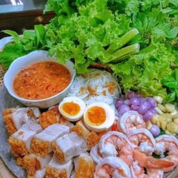 บ้านข้าวกุ้งแกะ & เมี่ยงกุ้ง หมูสามชั้น