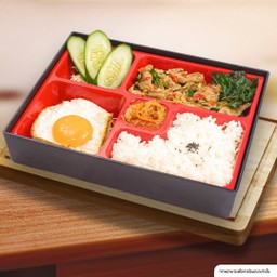 เบนโตะกะเพราหมู