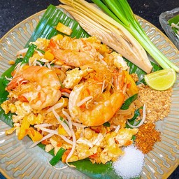 ผัดไทยกุ้งสด