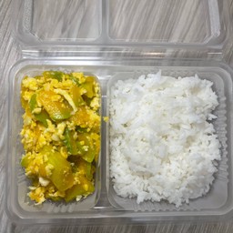 ฟักทองผัดไข่