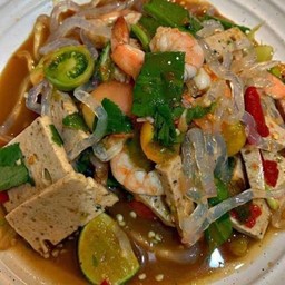 ตำเส้นแก้วหมูยอ