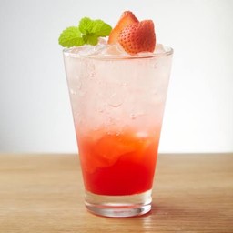 สตรอเบอร์รี่โซดา  Strawberry Soda