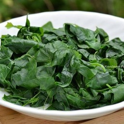 ตำลึงลวก