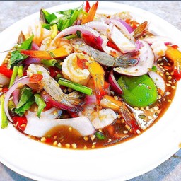 ยำกุ้งโลเล