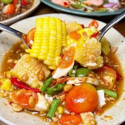 ยำข้าวโพดไข่เค็ม